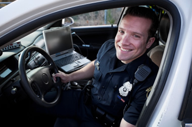 Police cruiser electronics power cable connections
